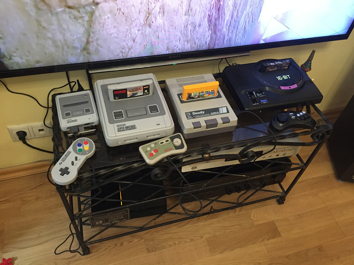 Посоветуйте качественный(!) клон мегадрайва со вшитыми играми